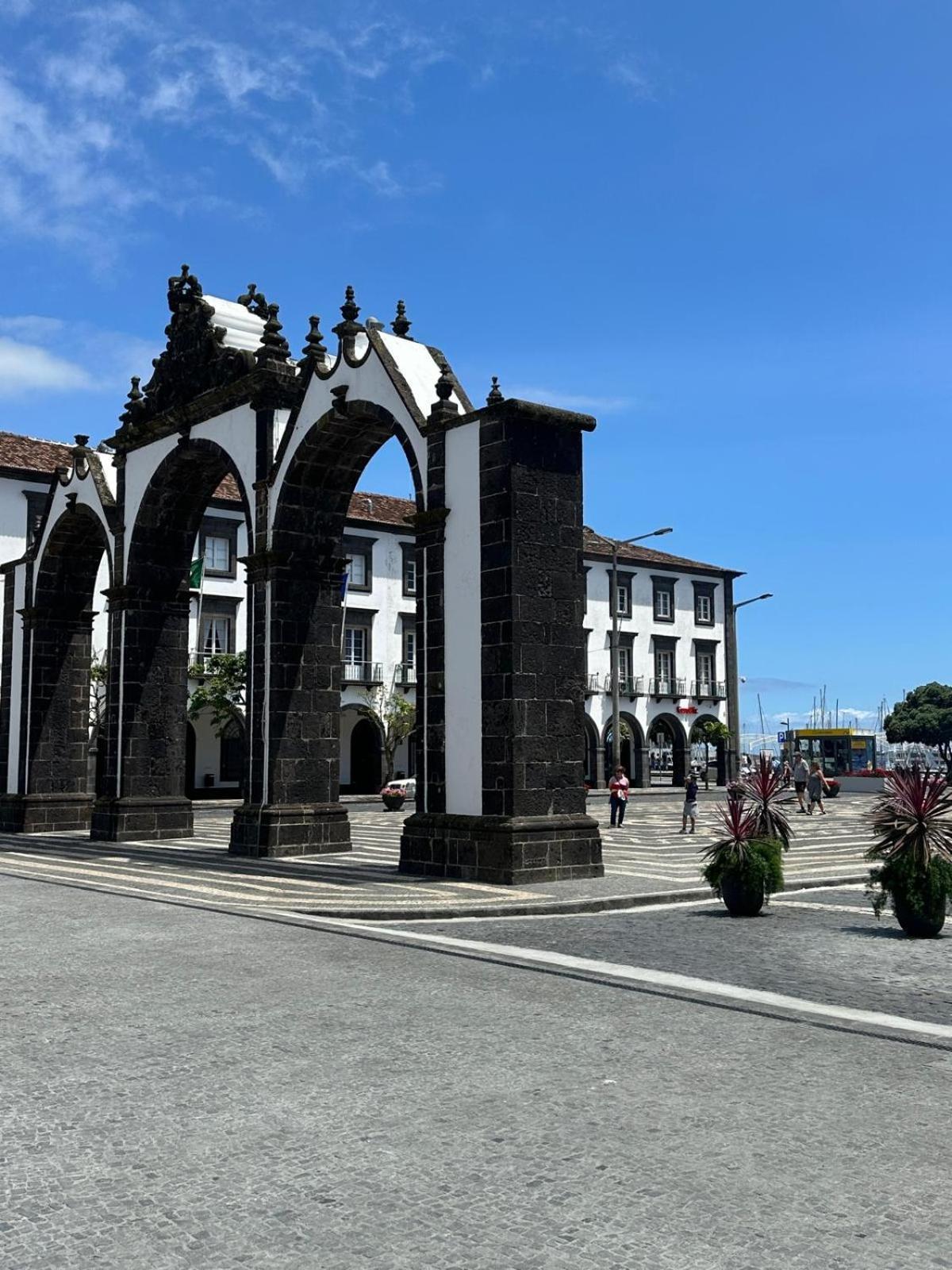 Azor International House Villa Ponta Delgada Exteriör bild